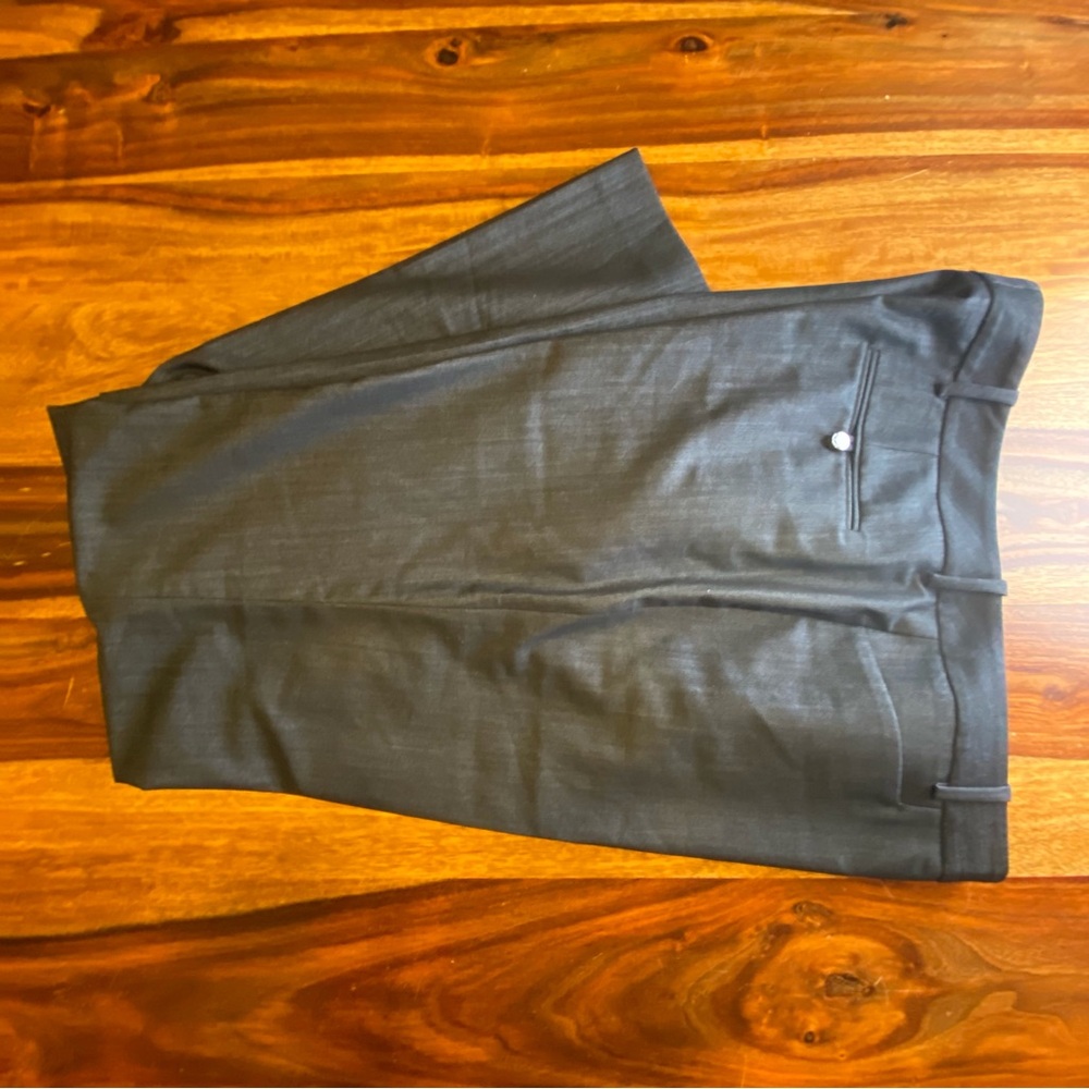 Calvin Klein Women Pants
